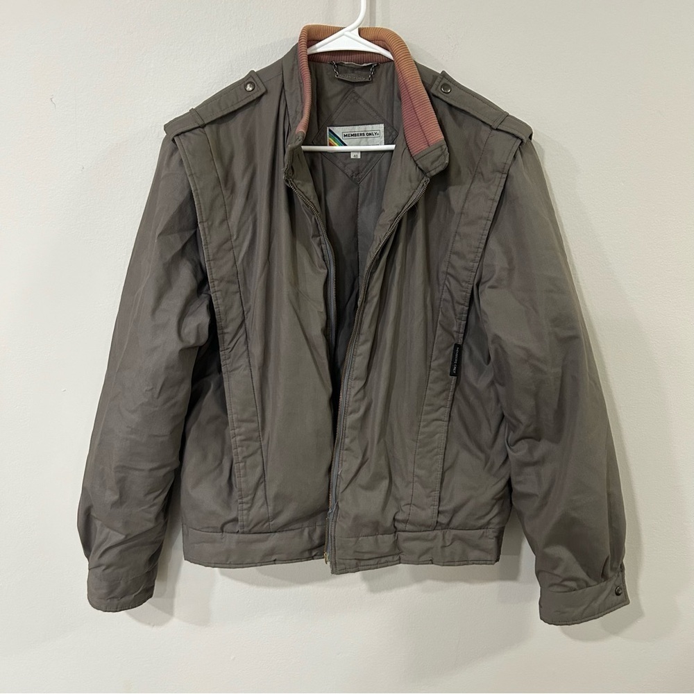 Members Only Men’s Gray Bomber Jacket Size 40